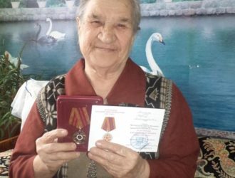 В Труженицком сельском поселении прошло вручение юбилейных наград