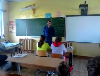 Антинаркотическая беседа-лекция с учащимися Пятницкой и Малышевской СОШ
