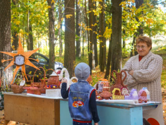 Приглашаем принять участие в выставке-продаже «Мастера Максатихи»