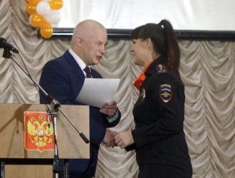Праздничный концерт для полицейских состоялся в Максатихинском РДК