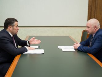 Игорь Руденя провёл встречу с главой Максатихинского района Константином Паскиным