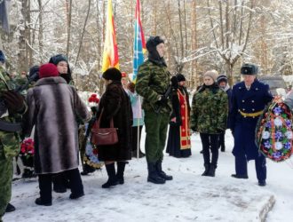 На Братском кладбище посёлка Максатиха состоялся митинг в честь Дня защитника Отечества