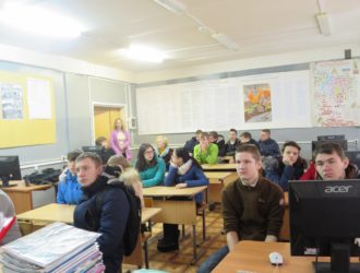 Для максатихинских студентов провели урок мужества «Самая главная высота»