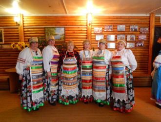 Живет российская глубинка