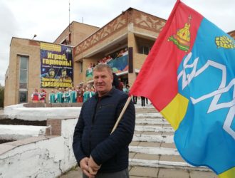 «Играй, гармонь любимая!»