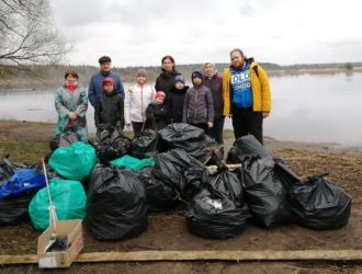 В Максатихинском районе проходят весенние субботники