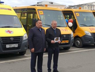 В Максатиху едут 3 новых школьных автобуса!