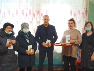 В Максатихинском районе в День снятия блокады Ленинграда прошли акции «Блокадный хлеб» и «Блокадная ласточка»