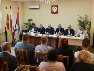 В Максатихинском районе прошел «Парламентский день»