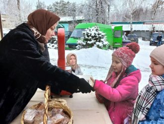 В посёлке Максатиха провели акцию памяти «Блокадный хлеб»