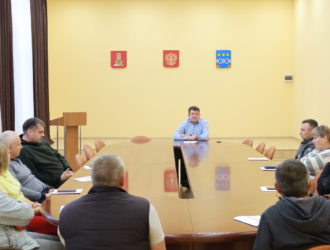 М.В. Хованов провел рабочую встречу с индивидуальными предпринимателями и представителями бизнеса округа